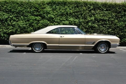 1966 Buick Wildcat - Image 5 of 5
