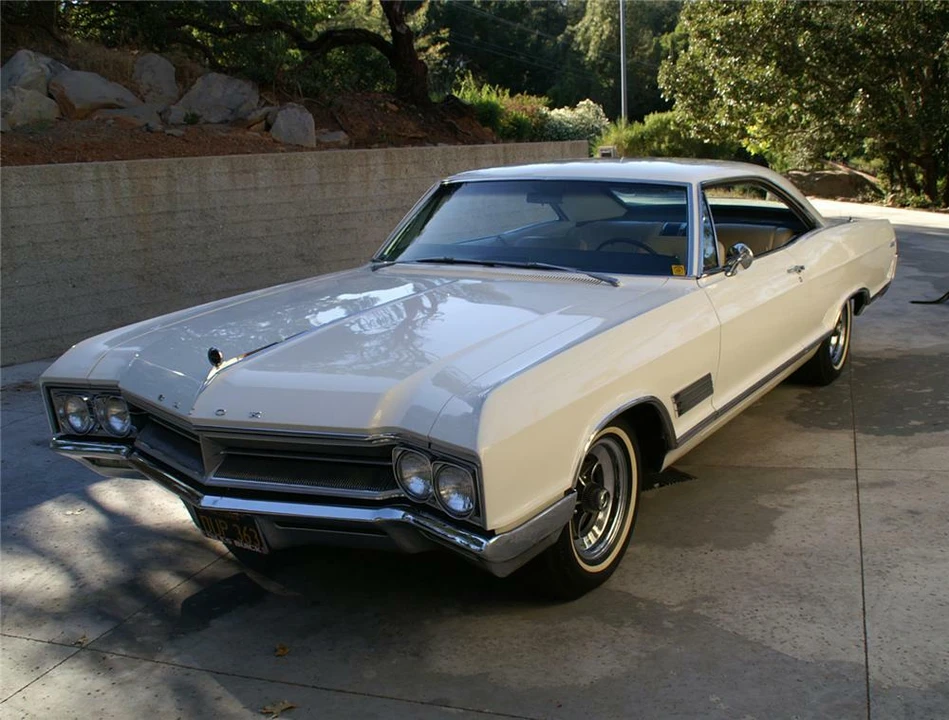 1966 Buick Wildcat - Image 2 of 5