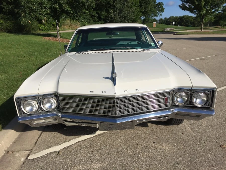 1966 Buick Electra - Image 8 of 11