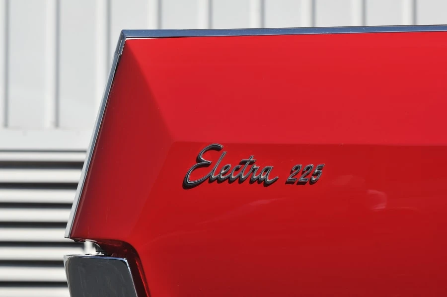 1966 Buick Electra - Image 7 of 10