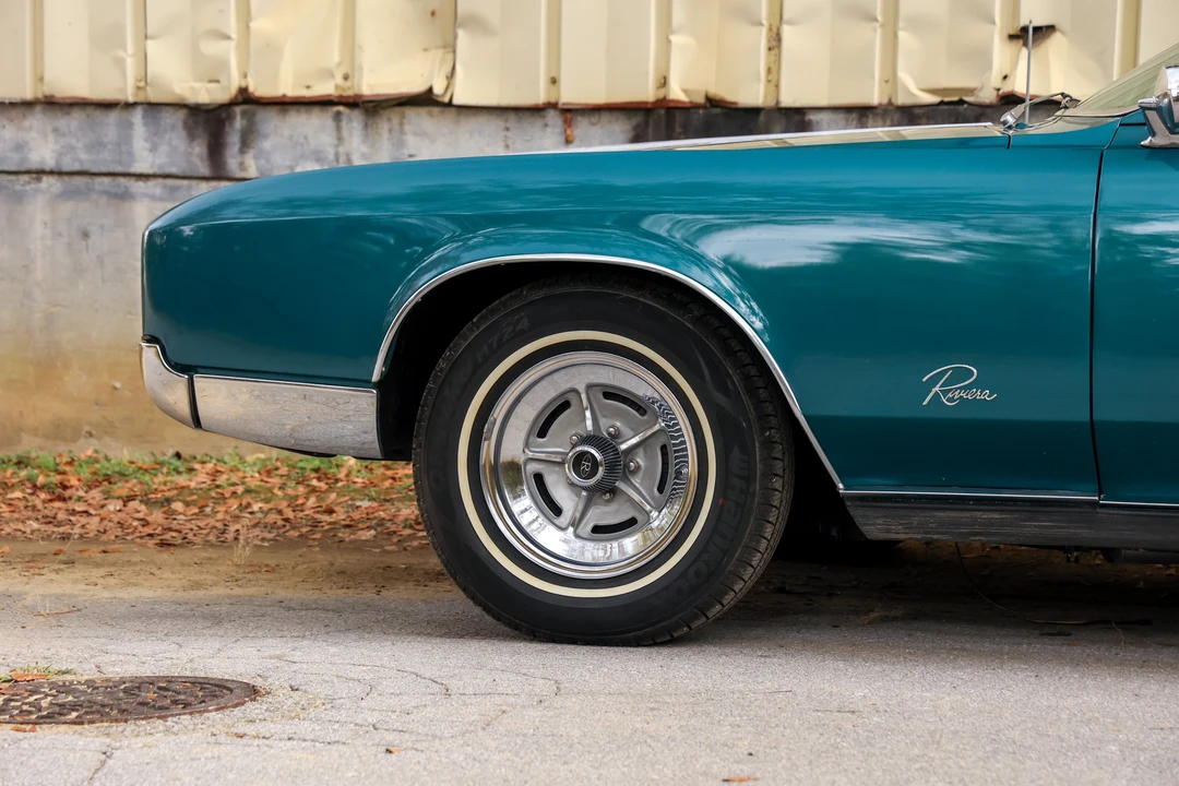 1966 Buick Riviera 2nd Gen - Image 13 of 31