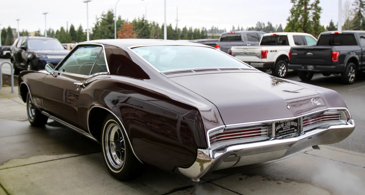 1966 Buick Riviera 2nd Gen - Image 18 of 31