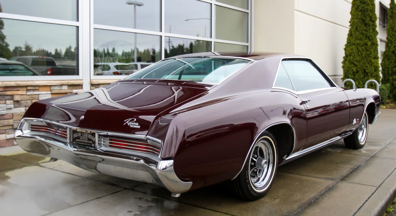 1966 Buick Riviera 2nd Gen - Image 12 of 31