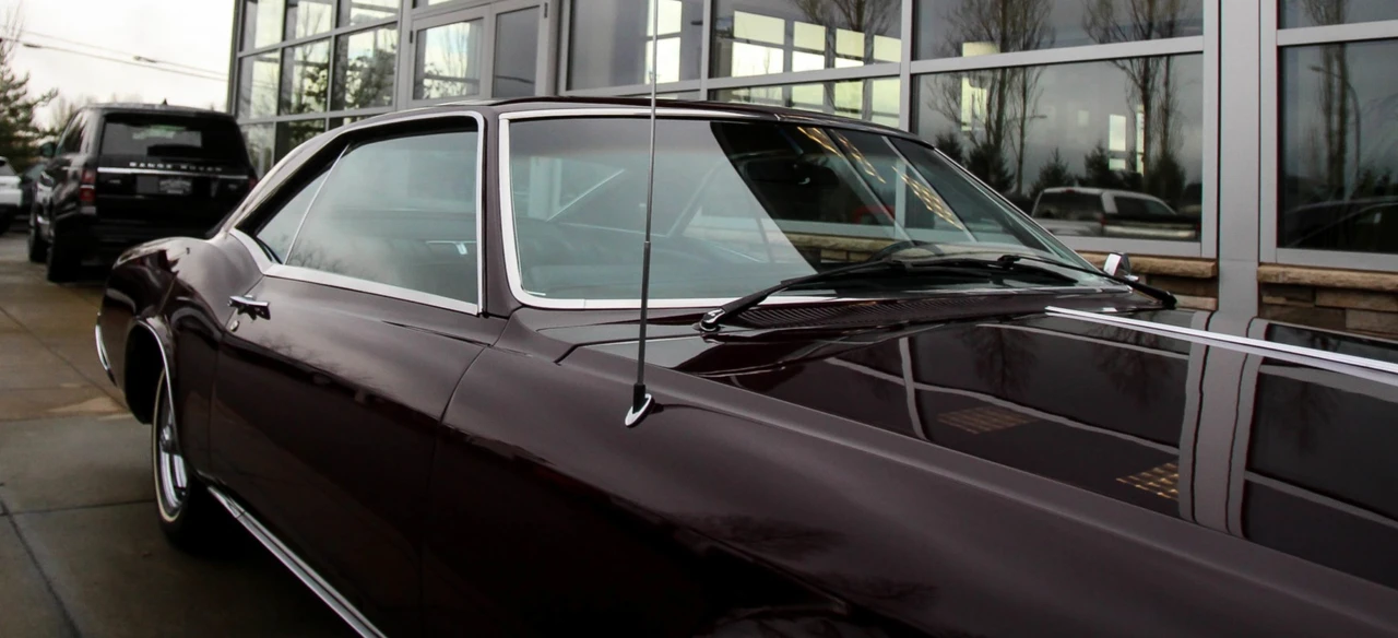 1966 Buick Riviera 2nd Gen - Image 23 of 31