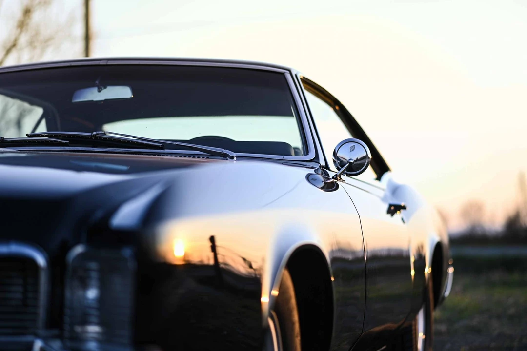 1966 Buick Riviera 2nd Gen - Image 18 of 31