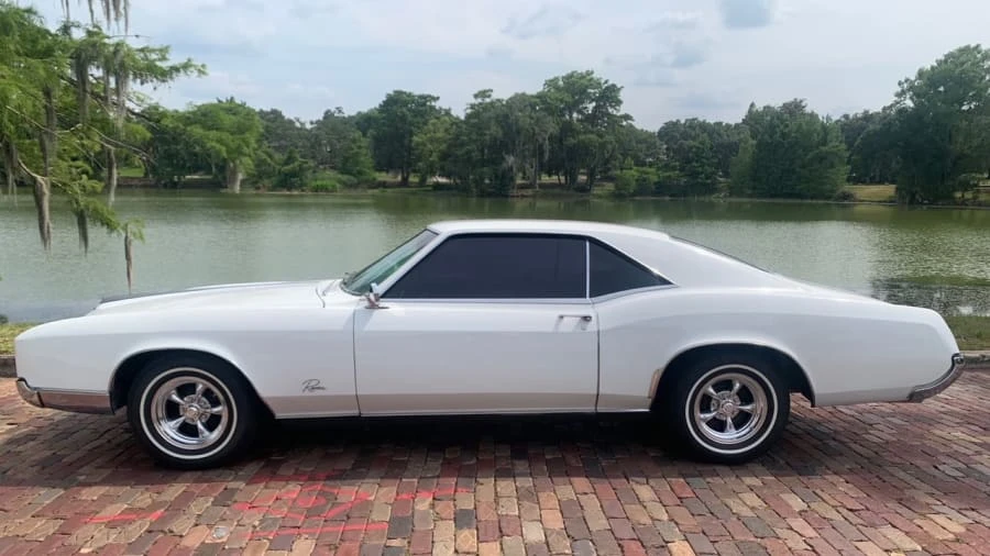 1966 Buick Riviera 2nd Gen - Image 2 of 10