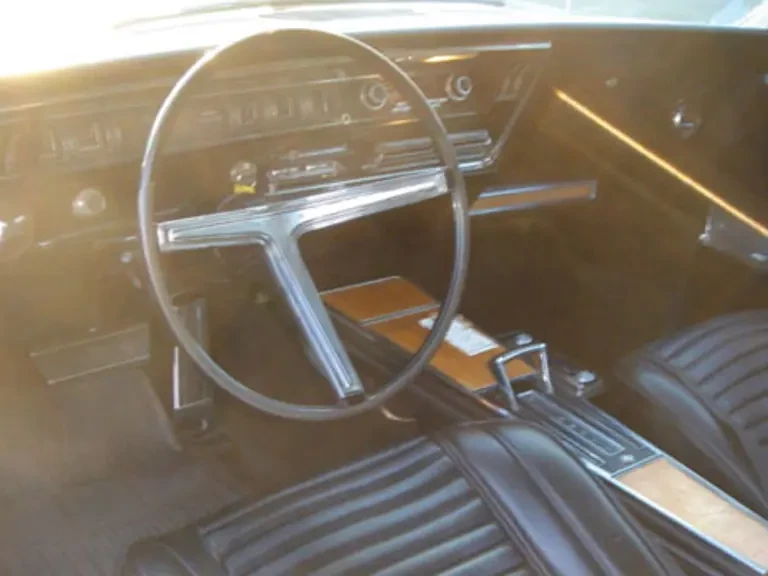 1966 Buick Riviera 2nd Gen - Image 4 of 7