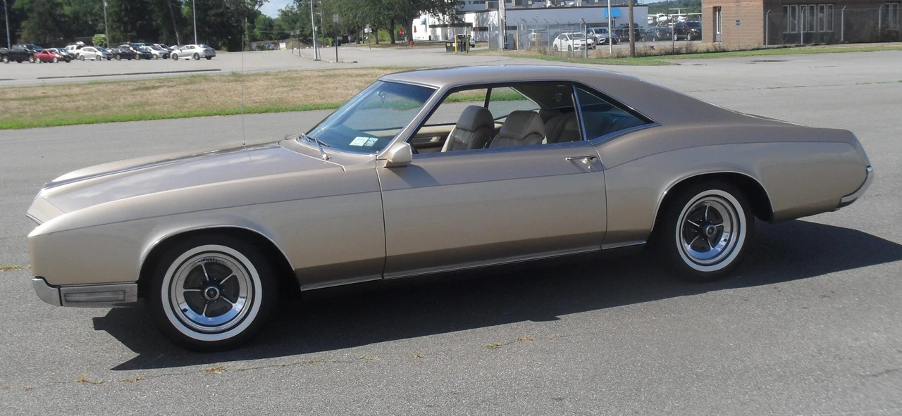 1966 Buick Riviera 2nd Gen - Image 28 of 31