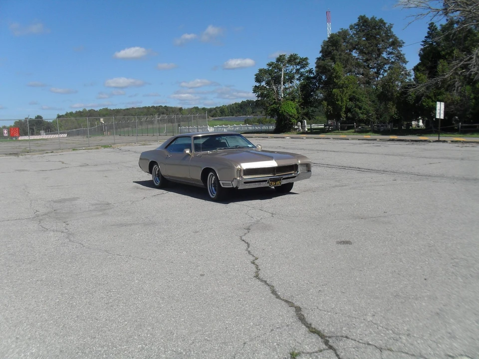 1966 Buick Riviera 2nd Gen - Image 19 of 31