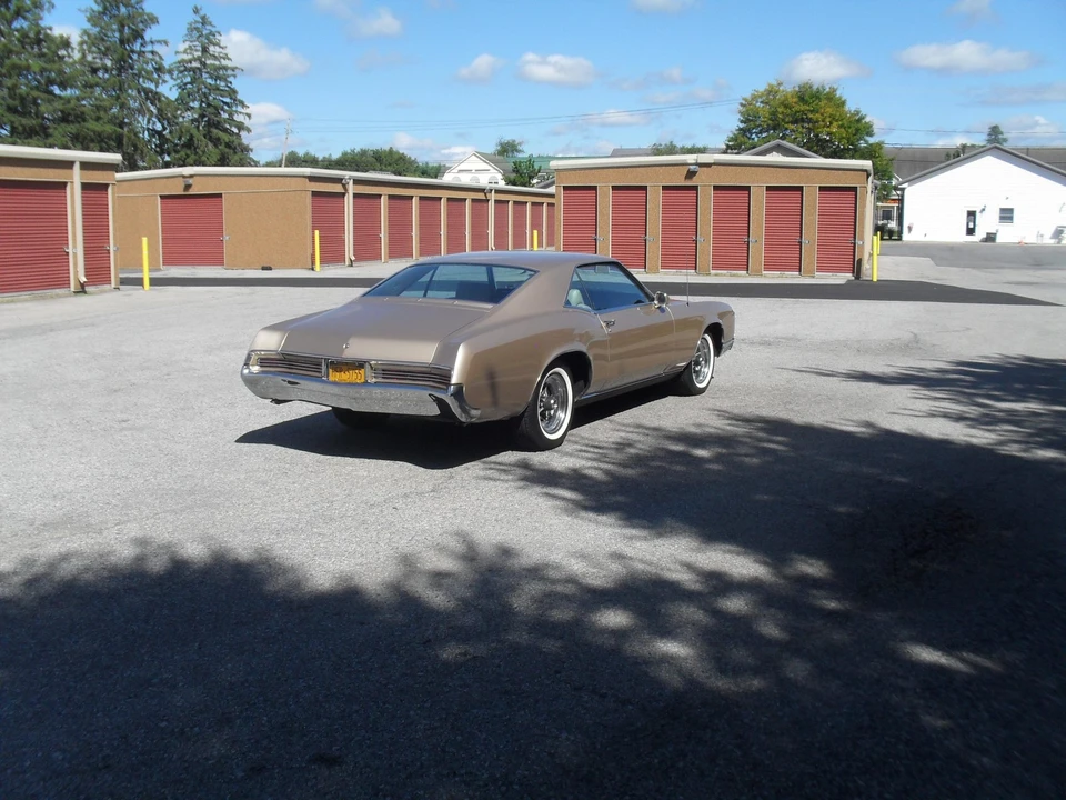 1966 Buick Riviera 2nd Gen - Image 13 of 31
