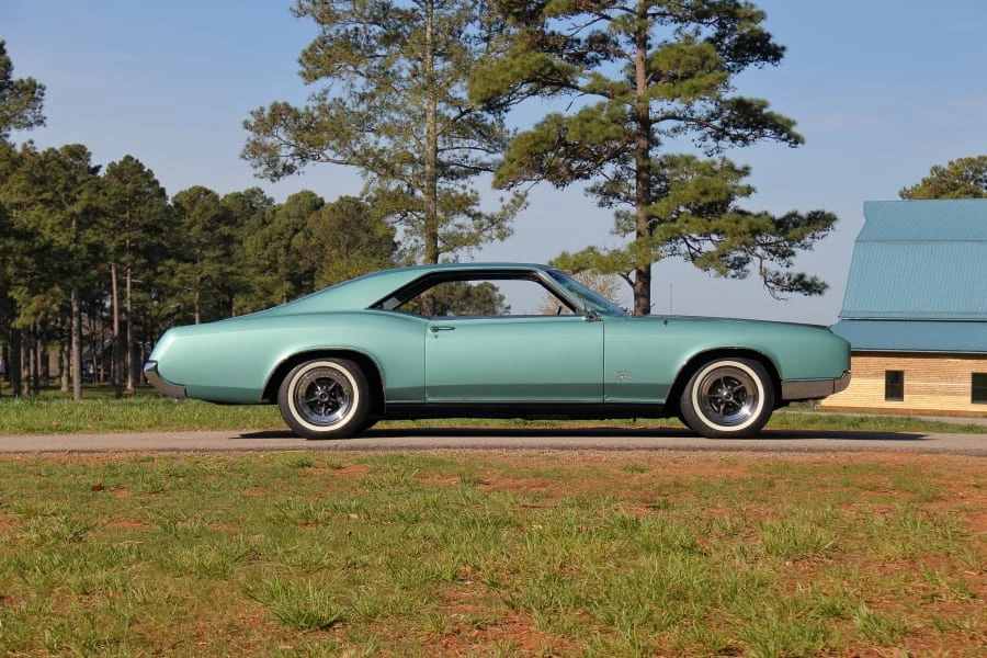 1966 Buick Riviera 2nd Gen - Image 2 of 31