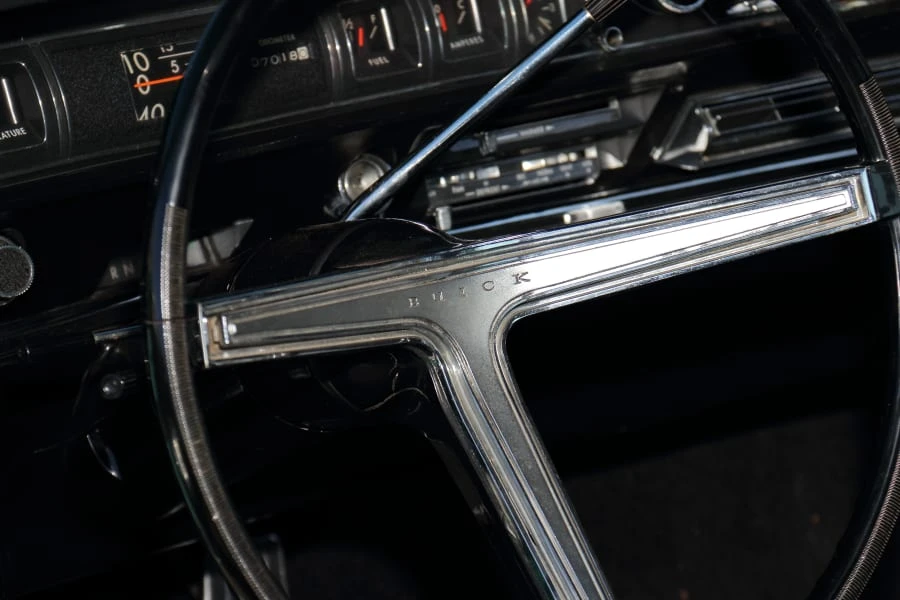 1966 Buick Riviera 2nd Gen - Image 23 of 31