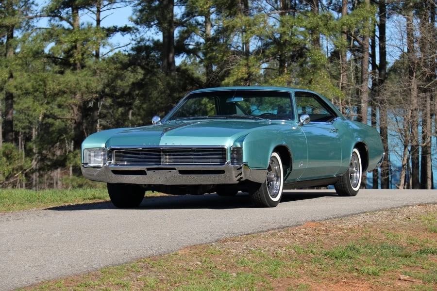 1966 Buick Riviera 2nd Gen - Image 14 of 31