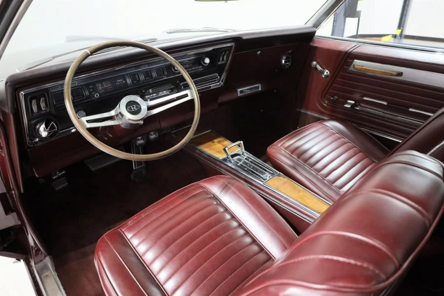 1966 Buick Riviera 2nd Gen - Image 3 of 4