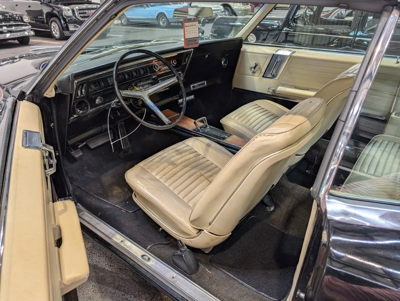 1966 Buick Riviera 2nd Gen - Image 12 of 23