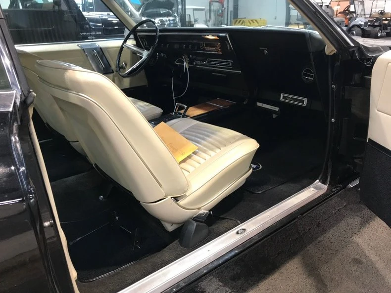 1966 Buick Riviera 2nd Gen - Image 14 of 23