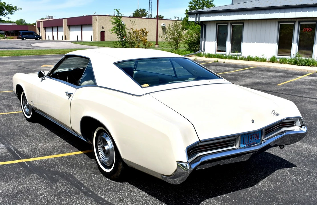 1966 Buick Riviera 2nd Gen - Image 13 of 31
