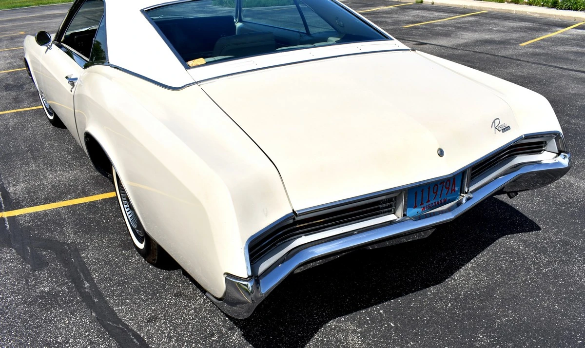 1966 Buick Riviera 2nd Gen - Image 22 of 31