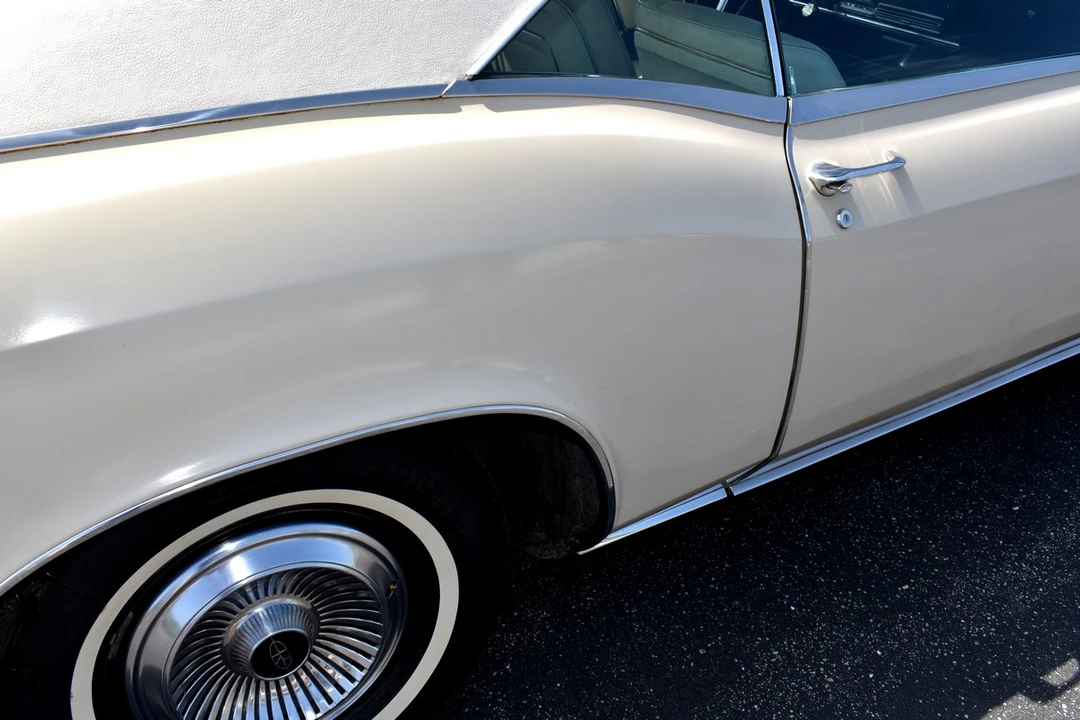 1966 Buick Riviera 2nd Gen - Image 29 of 31