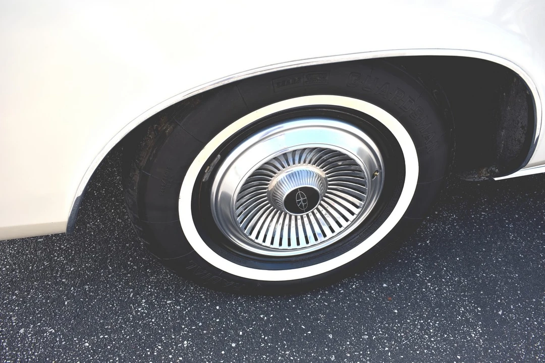 1966 Buick Riviera 2nd Gen - Image 30 of 31