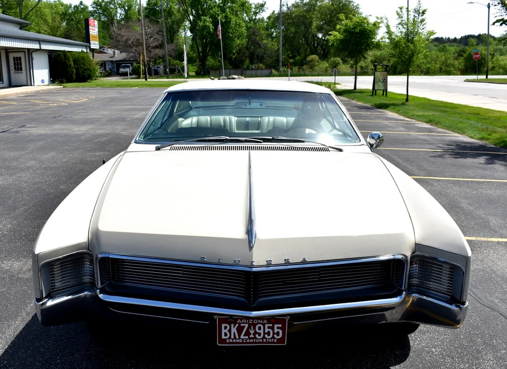 1966 Buick Riviera 2nd Gen - Image 9 of 31