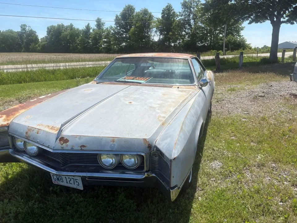1966 Buick Riviera 2nd Gen - Image 2 of 4