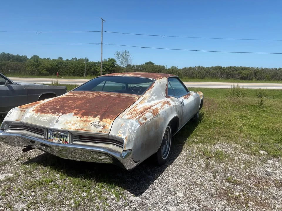 1966 Buick Riviera 2nd Gen - Image 4 of 4