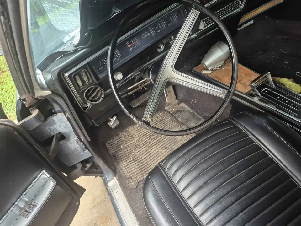 1966 Buick Riviera 2nd Gen - Image 3 of 5