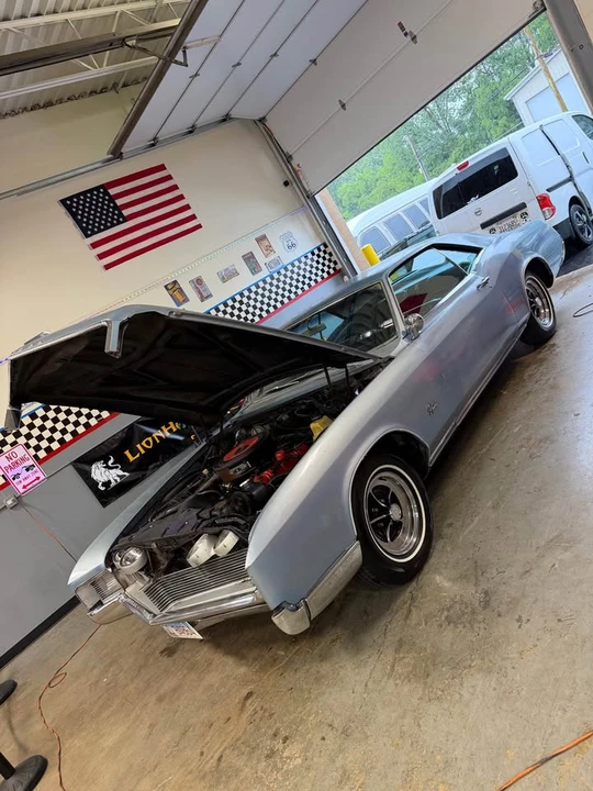 1966 Buick Riviera 2nd Gen - Image 10 of 10