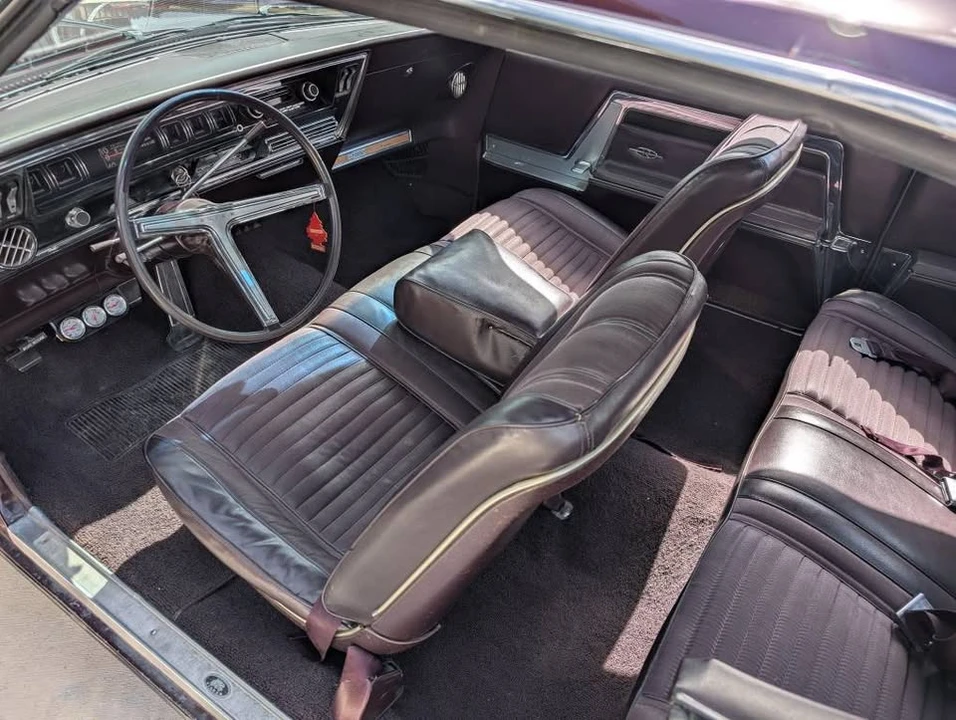 1966 Buick Riviera 2nd Gen - Image 7 of 8