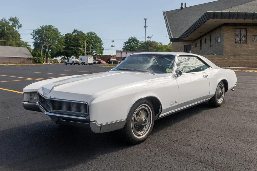 1966 Buick Riviera 2nd Gen - Image 2 of 31