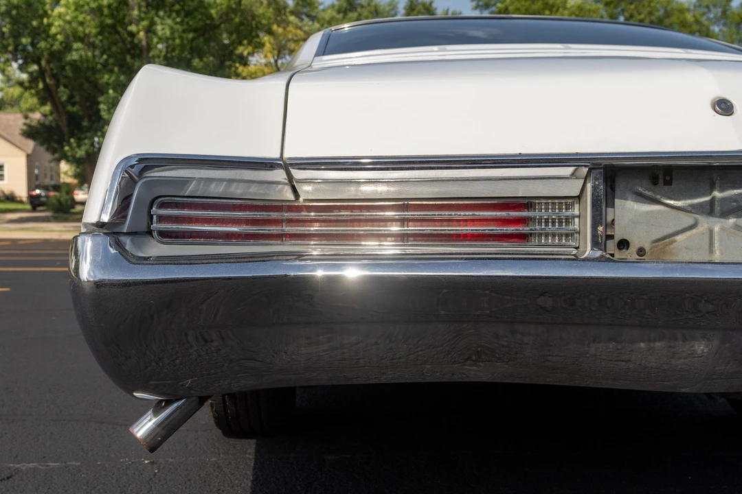 1966 Buick Riviera 2nd Gen - Image 22 of 31