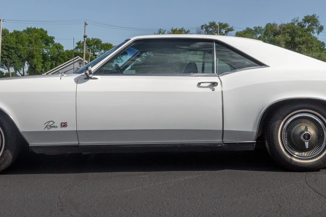 1966 Buick Riviera 2nd Gen - Image 15 of 31