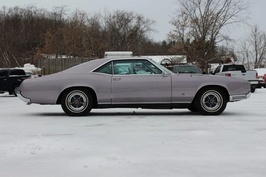 1966 Buick Riviera 2nd Gen - Image 6 of 9