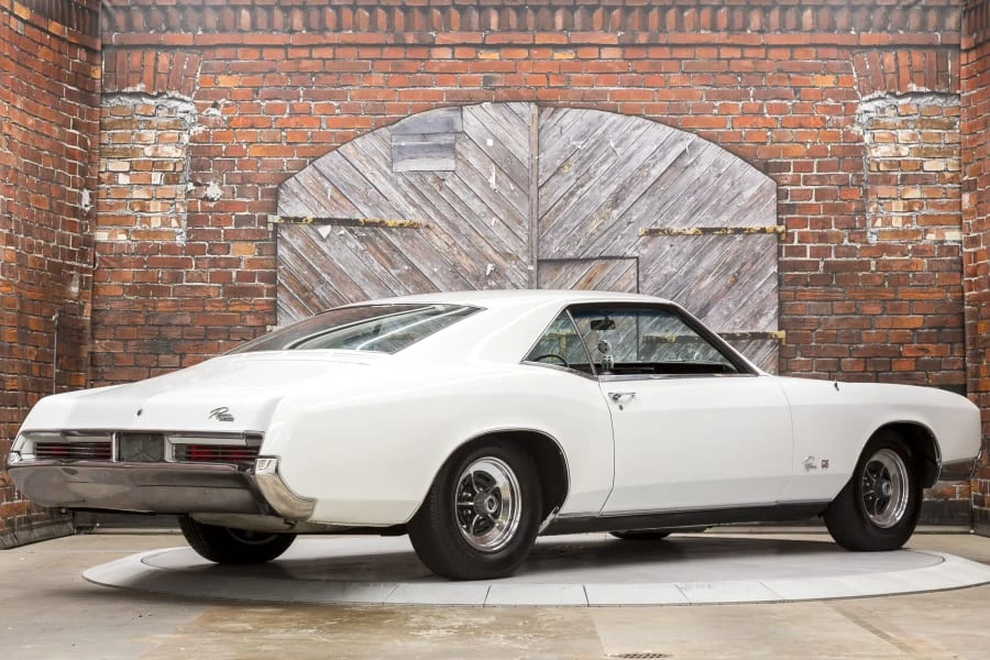 1966 Buick Riviera 2nd Gen - Image 2 of 10