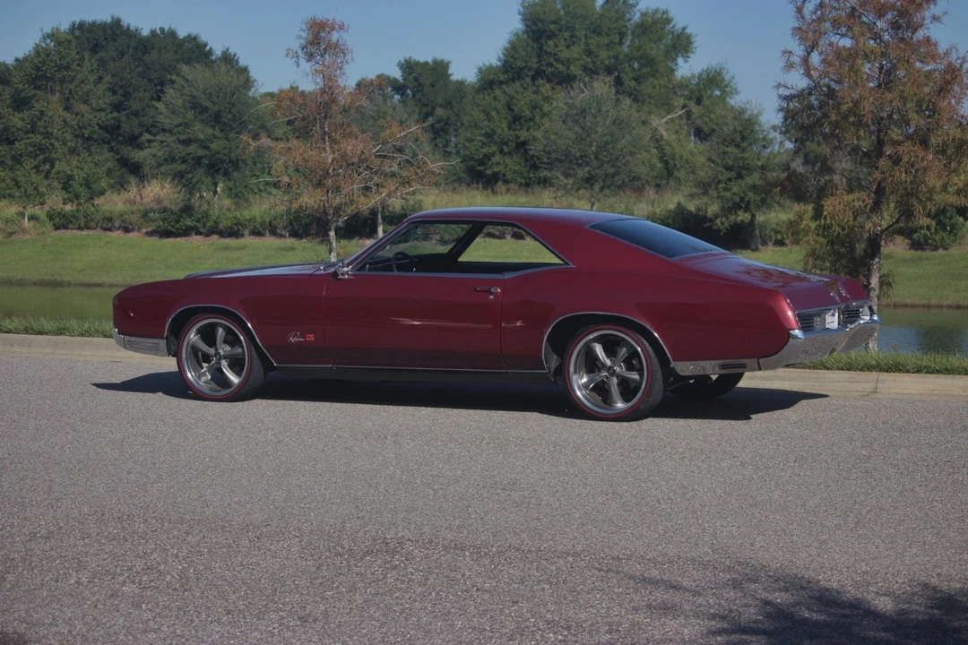 1966 Buick Riviera 2nd Gen - Image 11 of 21