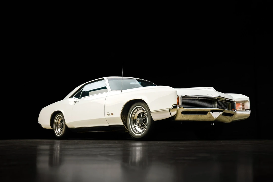 1966 Buick Riviera 2nd Gen - Image 27 of 31