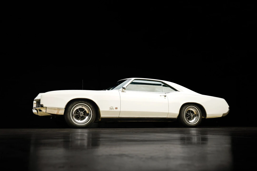 1966 Buick Riviera 2nd Gen - Image 7 of 31