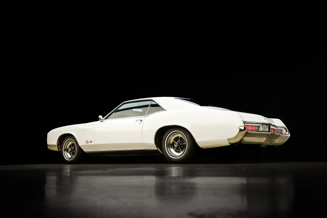 1966 Buick Riviera 2nd Gen - Image 11 of 31