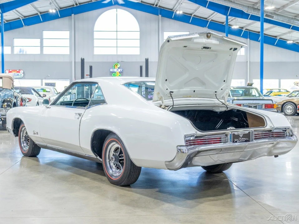 1966 Buick Riviera 2nd Gen - Image 18 of 21
