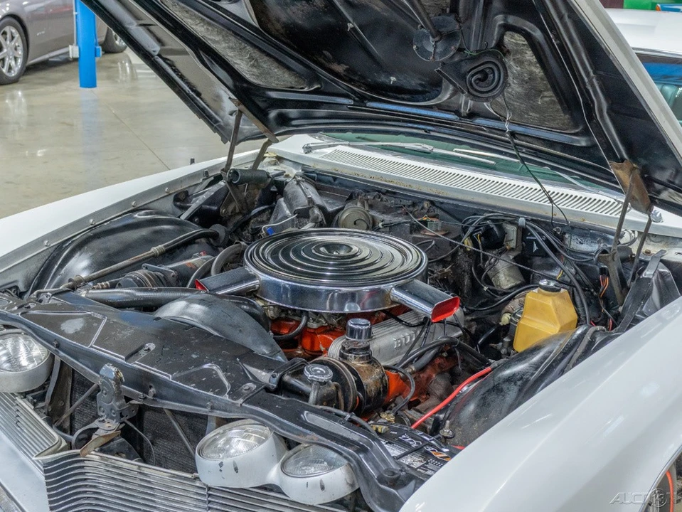1966 Buick Riviera 2nd Gen - Image 14 of 21