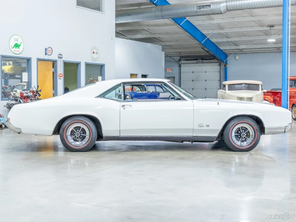 1966 Buick Riviera 2nd Gen - Image 8 of 21