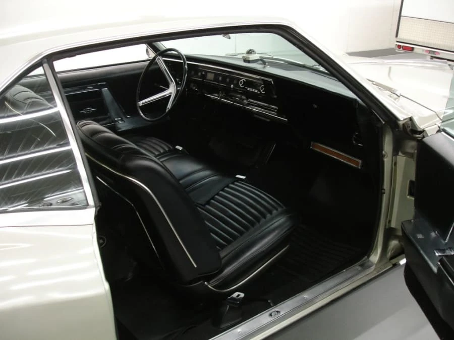1966 Buick Riviera 2nd Gen - Image 5 of 6