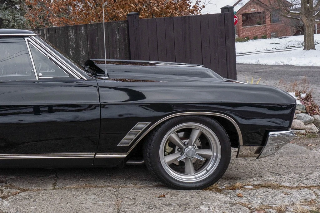 1966 Buick Gran Sport - Image 11 of 12