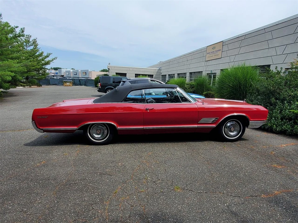 1966 Buick Wildcat - Image 2 of 10