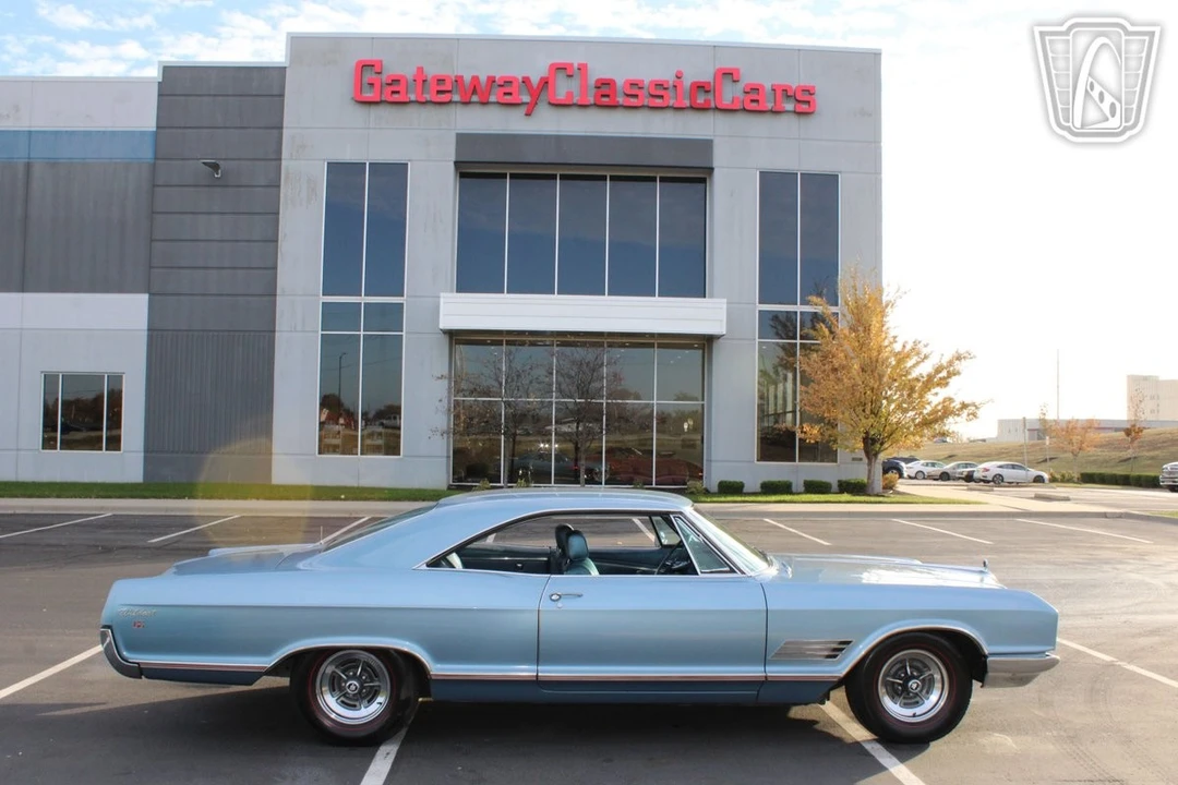 1966 Buick Wildcat - Image 7 of 21
