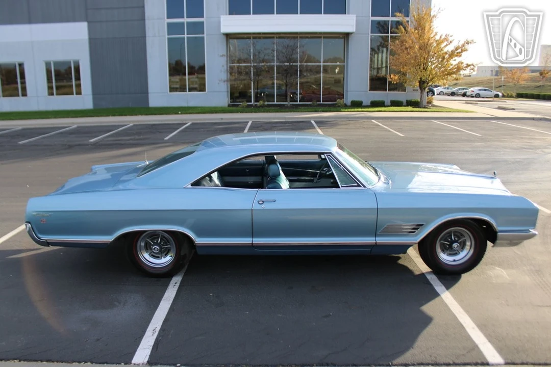 1966 Buick Wildcat - Image 15 of 21