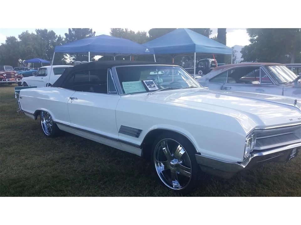 1966 Buick Wildcat - Image 7 of 31