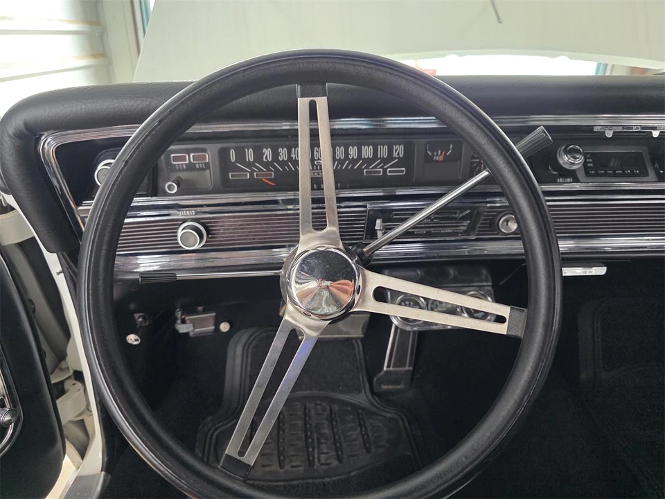 1966 Buick Wildcat - Image 9 of 31