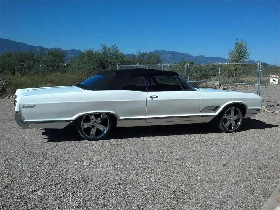 1966 Buick Wildcat - Image 2 of 31